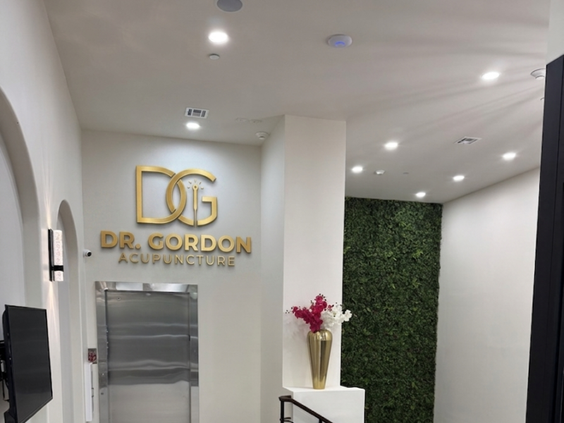 Dr. Anthony Gordon Acupuncture
